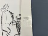 un livre sur lequel figure le dessin d'un homme jouant de la trompette