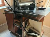 a machine that is sitting on top of a table