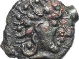 une pièce d'argent représentant une femme