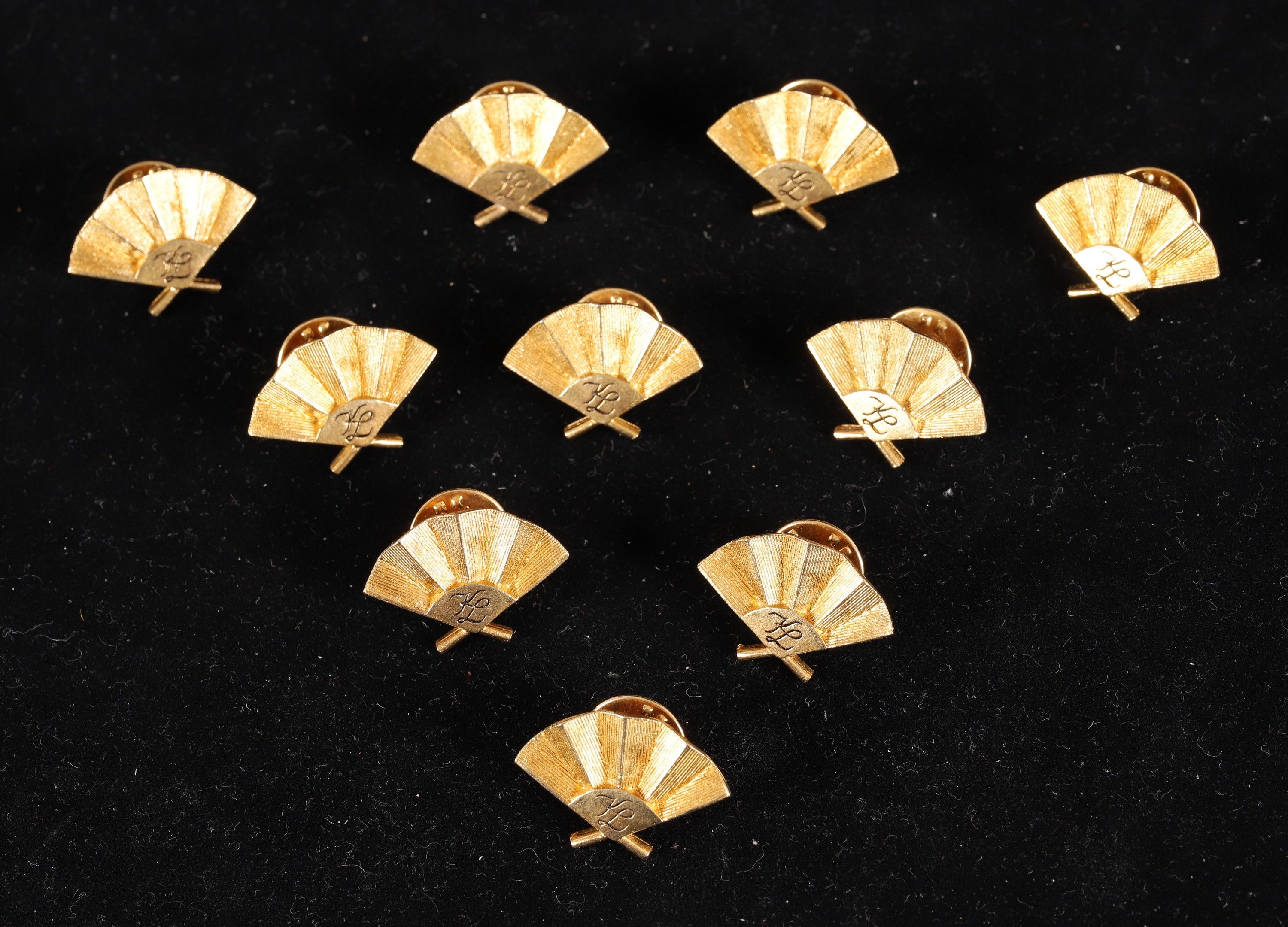 Objets d'art & Curiosités