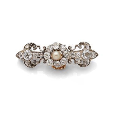 une broche ancienne en perles et diamants