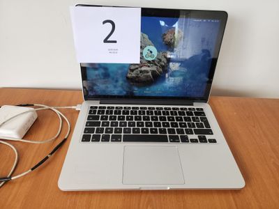 1 ordinateur portable APPLE MAC BOOK PRO modèle A1502 , ns C…