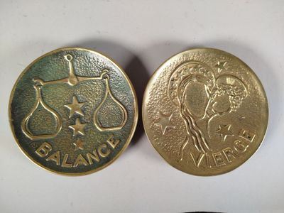 MAX LE VERRIER (1891-1973) : réunion de deux coupelles vide-…