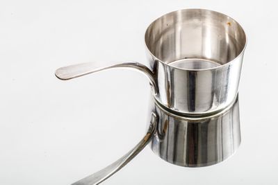 Christofle Petite casserole en métal argenté signée sous la …