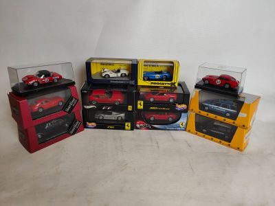 HOTWHEELS, STARLINE MODELS, GIOCHER, PROGETTO/K : Série de 1…