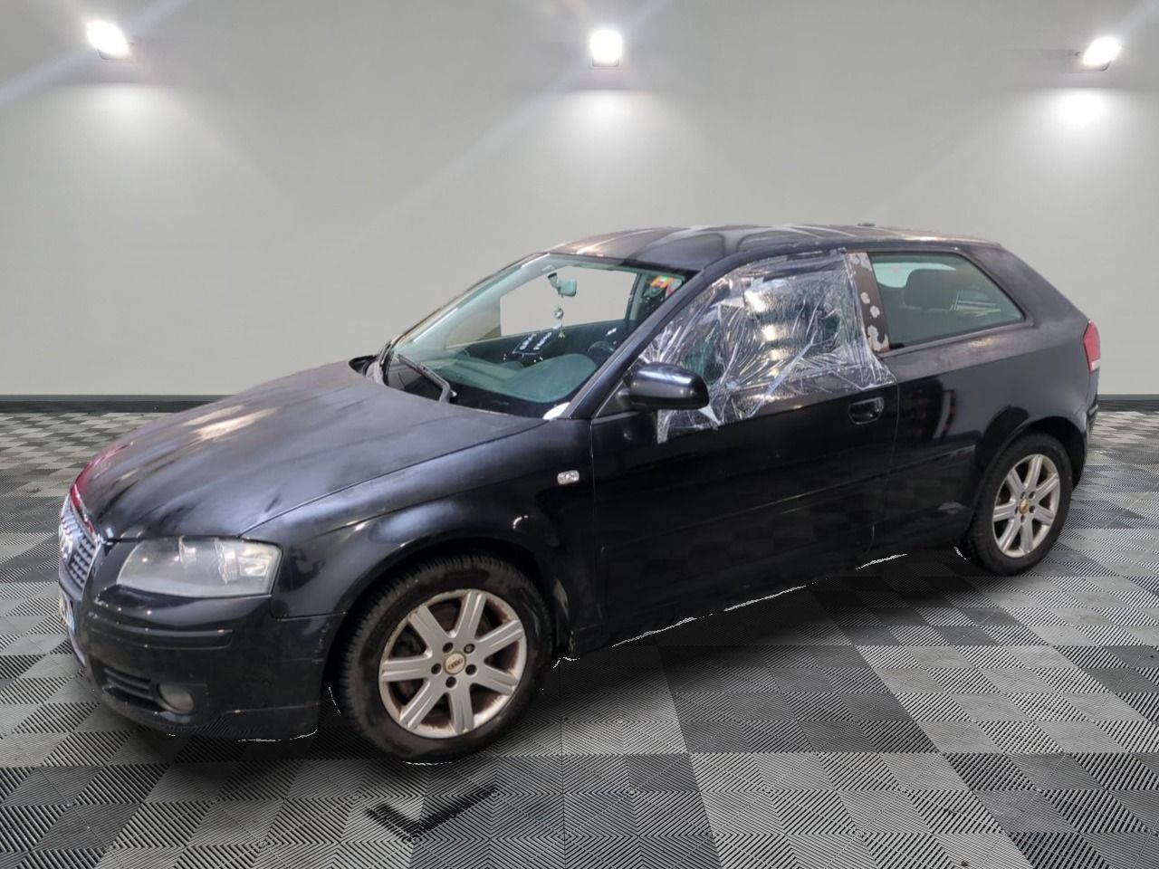 AUDI - A3 2.0 TDI ATTRACTION DPF - GO - Mise en service: 26/03/2007 - Lèves vitres à remplacer Problème de freins Pro...
