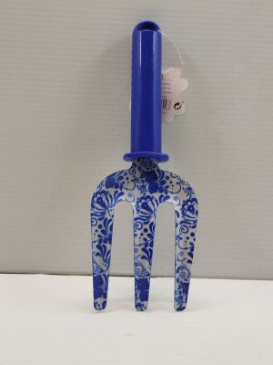 a blue and white fork with a blue handle on it
