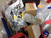 1/2 Palette BRICOLAGE / OUTILLAGE / PLOMBERIE / AUTOMOBILE -…