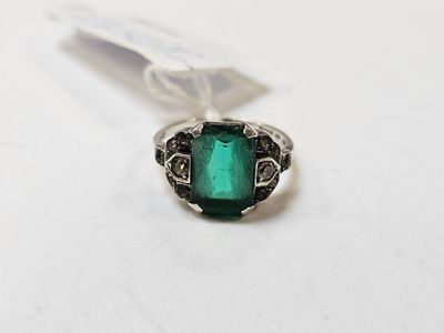 1 bague en argent 935/1000 sertie d'une pierre d'imitation v…