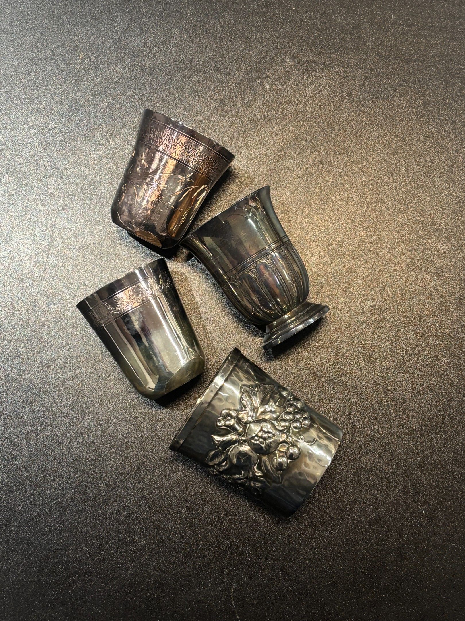 Objets d'art & Curiosités