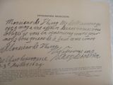 gros plan d'une lettre écrite à la main sur un morceau de papier