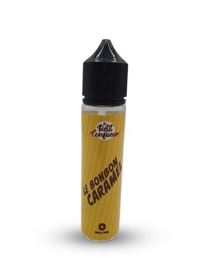 une bouteille de sirop aromatisé au caramel à la crème de citron sur fond blanc