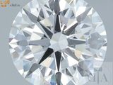 un diamant rond taille brillant présentant un léger centrage