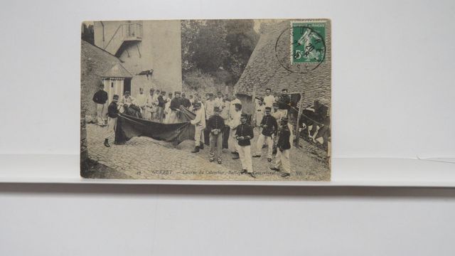 Guéret : Caserne du Colombier. Battage des Couvertures (ND 49). T...