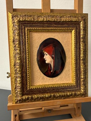 BETOURNE : émail de Limoges « Fabiola d’après J. HENNER » 15 x 11...