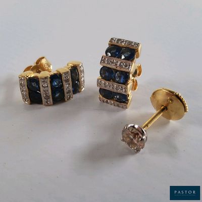 Paire de boucles d'oreilles en or jaune et blanc 18K (750 mi…