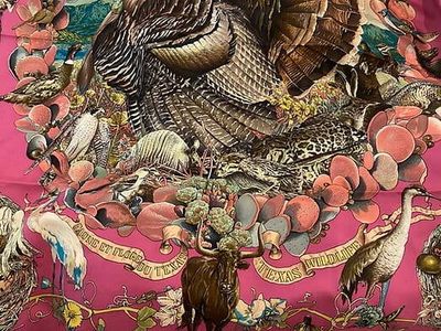 HERMÈS Carré en twill de soie imprimé "Faune et Flore du Tex…