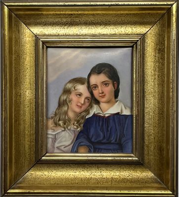 Miniature sur porcelaine. Portrait de jeune fille et jeune g…