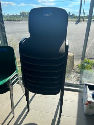 ENVIRON 8 CHAISES NOIRES - Photo 1