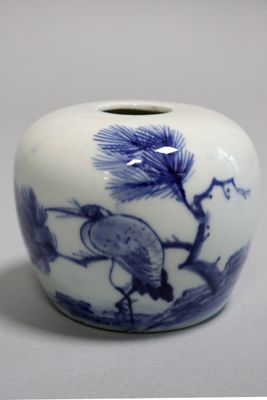 [CHINE] Moderne. Pot en porcelaine et décor en bleu de Hue f…