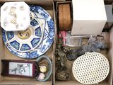 a box full of assorted items that are in it