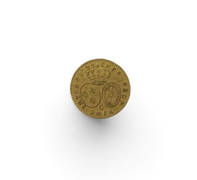 une image d'une pièce d'or sur fond blanc