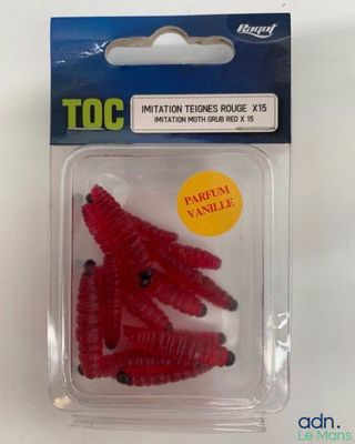 Lot de 23 articles de pêche, de type : Immitation teignes ro…