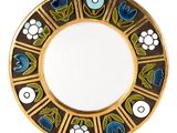 a picture of a decorative plate with flowers on it