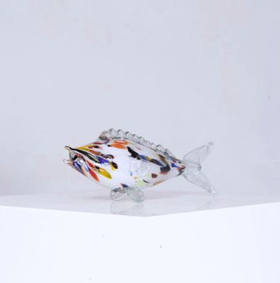 MURANO. Élément décoratif en forme de poisson en verre polyc…