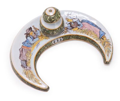 a picture of a decorative object on a white background