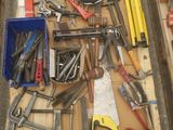un grand nombre d'outils sur une palette