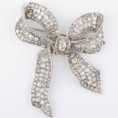 Importante broche "Nœud" pavage de diamants taille ancienne,… - Photo 1