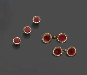trois paires de boucles d'oreilles à clip en rubis et diamants