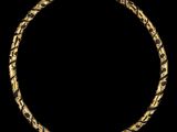 un collier en or offert par le peuple