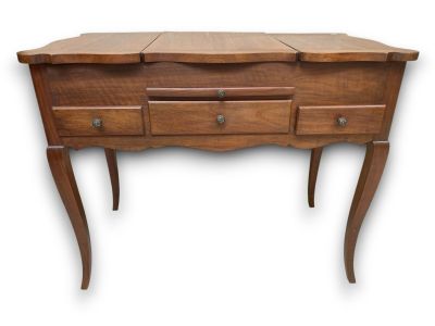 Coiffeuse de style Transition ouvrant par deux tiroirs, une …