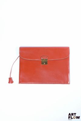 HERMÈS Modèle Jet Pochette porte-document en veau box brique…