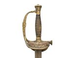 une image représentant une épée ornée de motifs dorés