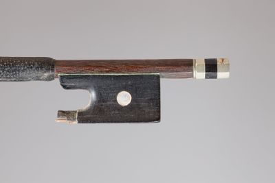 Instruments de Musique - Lot Invendu à Vichy Enchères