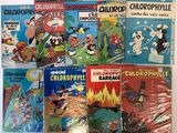un grand nombre de bandes dessinées sur la table