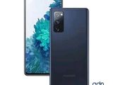 Le nouveau Samsung Galaxy Note 10 Lite est disponible avec un appareil photo arrière de 64 Mpx.