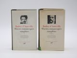deux livres sur fond blanc, avec la photo d'un homme