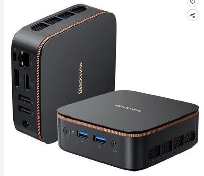 un gros plan d'un petit appareil noir surmonté d'un chargeur