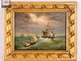 une peinture à l'huile représentant deux navires en mer sous un ciel nuageux