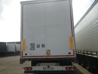 Semi-remorque FRUEHAUF PLSC PBO, essieux SAF (photo 4)