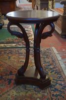 table d'appoint ronde de style Empire - ornée de cous de cyg… (photo 2)