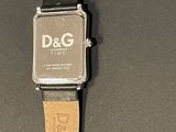 a watch that is sitting on a table