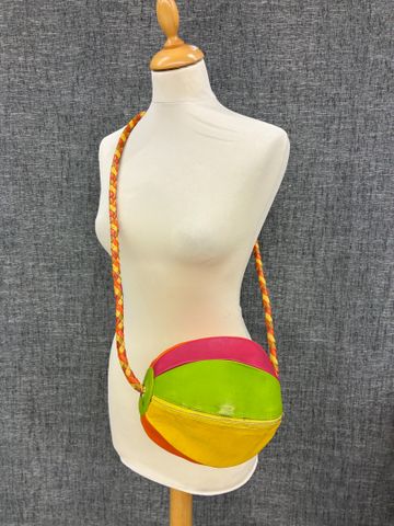 Sac pliable en de forme ballon en cuir multicolore, bride en cuir...