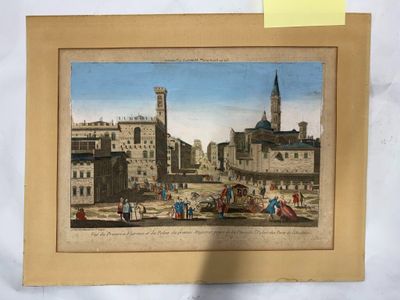 une photo d'une photo d'une ville avec une tour horloge en arrière-plan