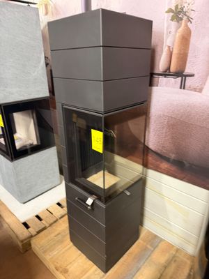 an image of a display case with a stove inside of it