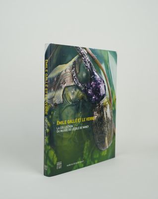an image of a book with a picture of a frog on it ' s back